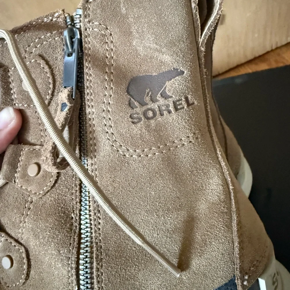 Sorel Explorer Boot Dual Zip WP - Picture 8 of 9